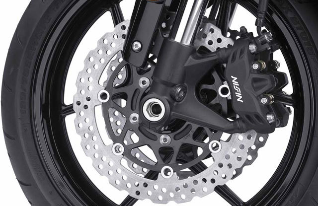 Ninja ZX-6R: новые радиальные тормоза Nissin