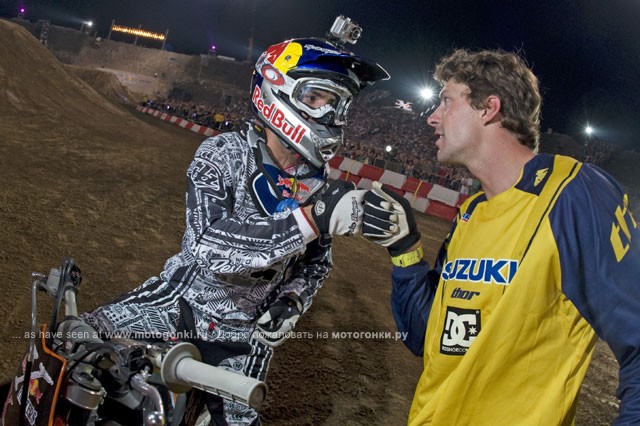 Мэт Рибо и Тревис Пастрана на X Fighters Supersession - на шлеме у Рибо GoPro Hero
