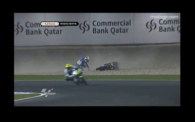 Дополнительное изображение к новости MotoGP: Дождь останавливает заезд GP125 на четвертом круге!