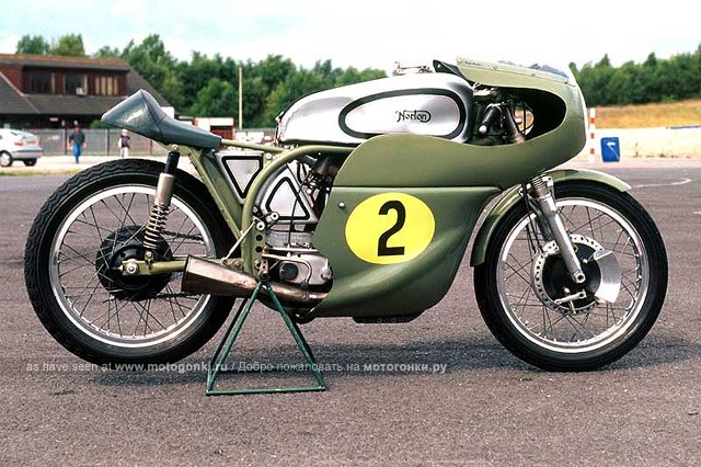 Norton Matchless 50 - на нем было выиграно еще несколько Британских Гран При