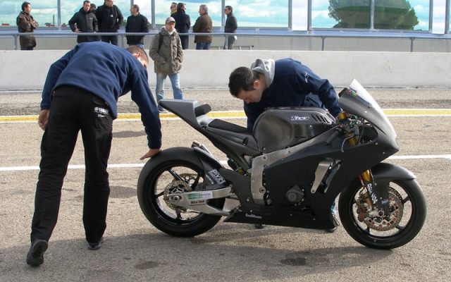 Реальный ценник бюджетного Moto2 выше, чем у GP250 title=