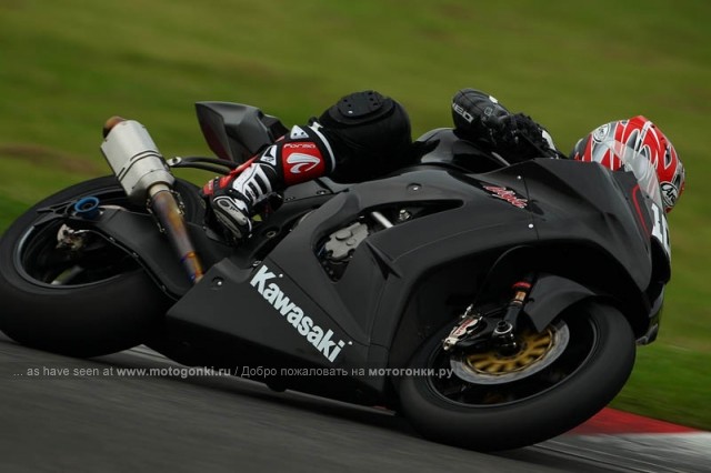 Kawasaki Ninja ZX-10R (2011) на тестах в Японии