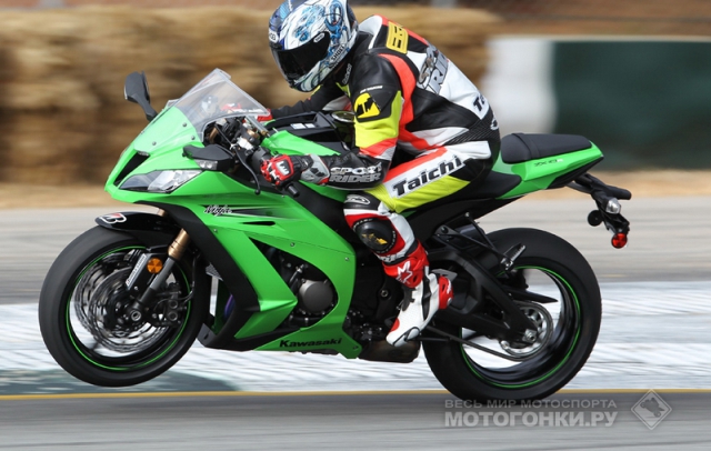 Kawasaki ZX-10R (2011) - Wheelie? Легко!