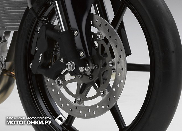 Honda NSF250R: Moto3 - тормоза Nissin - достаточно и одного диска Honda NSF250R: Moto3 - тормоза Nissin - достаточно и одного диска
