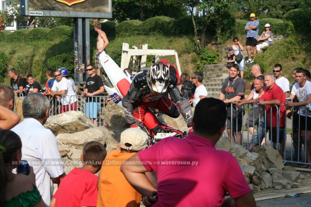 Дополнительное изображение к новости Эндуро: Red Bull Romaniacs 2011: пятница (фотоотчет) Дополнительное изображение к новости Эндуро: Red Bull Romaniacs 2011: пятница (фотоотчет)