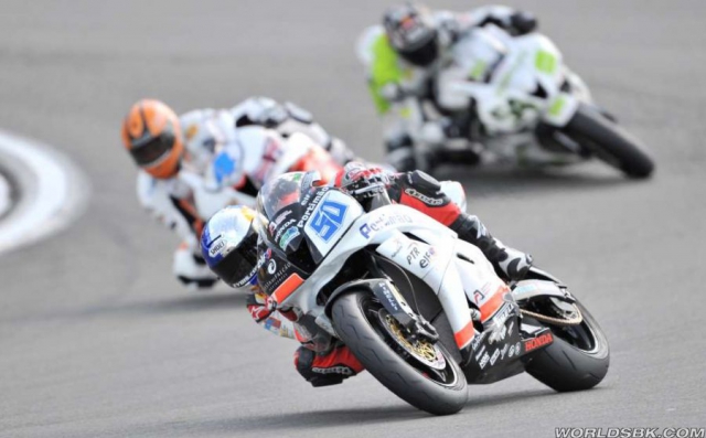 Лаверти выиграл гонку WSS в 2010 году Лаверти выиграл гонку WSS в 2010 году