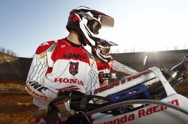 пилоты Honda World Motocross пилоты Honda World Motocross
