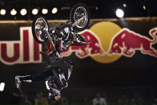 Дополнительное изображение к новости Red Bull X-Fighters 2012: кто забрал миллион? Дополнительное изображение к новости Red Bull X-Fighters 2012: кто забрал миллион?