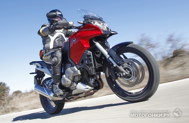Тест-драйв: Honda VFR1200X Crosstourer (2012) title=