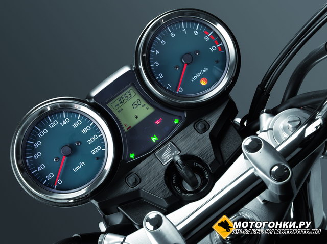 Honda CB1100 (2013) - классика Honda CB1100 (2013) - классика