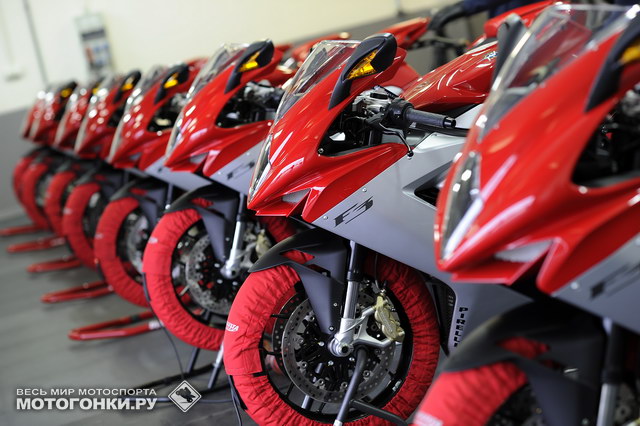 Тест-драйв MV Agusta F3 Тест-драйв MV Agusta F3