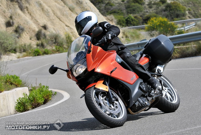 Тест-драйв BMW F800GT (2013) Тест-драйв BMW F800GT (2013)