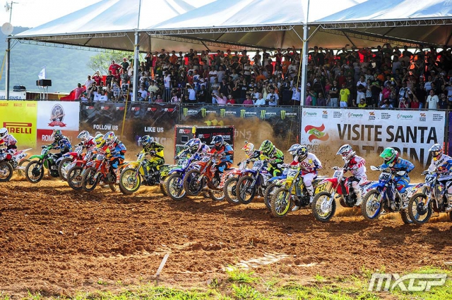 старт первого заезда MXGP выиграл Готье Полен старт первого заезда MXGP выиграл Готье Полен