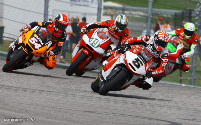 Пилоты Moto2 на квалификации Гран-При Техаса Пилоты Moto2 на квалификации Гран-При Техаса