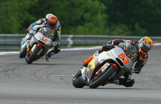 Тито Рабат возглавляет Гран-При Чехии в классе Moto2, Каллио прошел Сэма Лоуса Тито Рабат возглавляет Гран-При Чехии в классе Moto2, Каллио прошел Сэма Лоуса