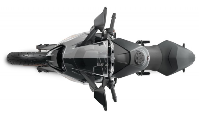 KTM RC 390 (2015) - вид сверху - очень компактный, даже на первый взгляд! KTM RC 390 (2015) - вид сверху - очень компактный, даже на первый взгляд!