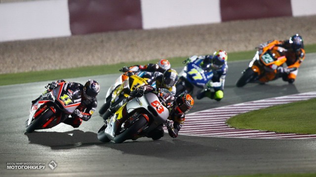 Гран-При Катара, Moto2: Рабат прорывается через пелетон после ошибки в первом повороте - отыграть надо еще 4 позиции... Гран-При Катара, Moto2: Рабат прорывается через пелетон после ошибки в первом повороте - отыграть надо еще 4 позиции...