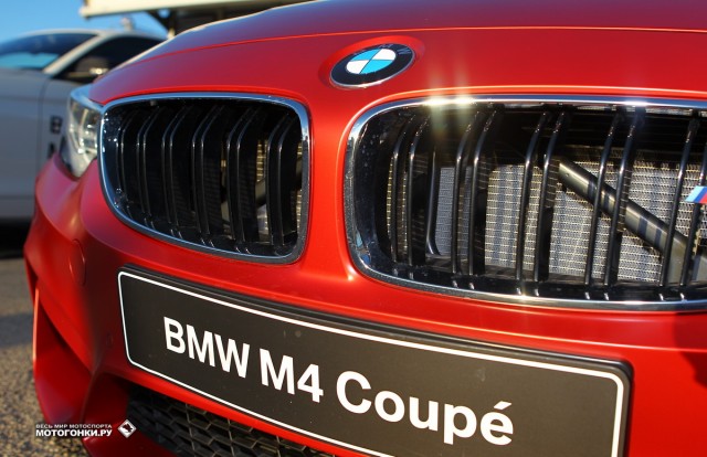 BMW M Award 2014 достается Марку Маркесу: BMW M4 Coupe, 3.0 Inline 6 Twin Turbo, 431 л.с. BMW M Award 2014 достается Марку Маркесу: BMW M4 Coupe, 3.0 Inline 6 Twin Turbo, 431 л.с.