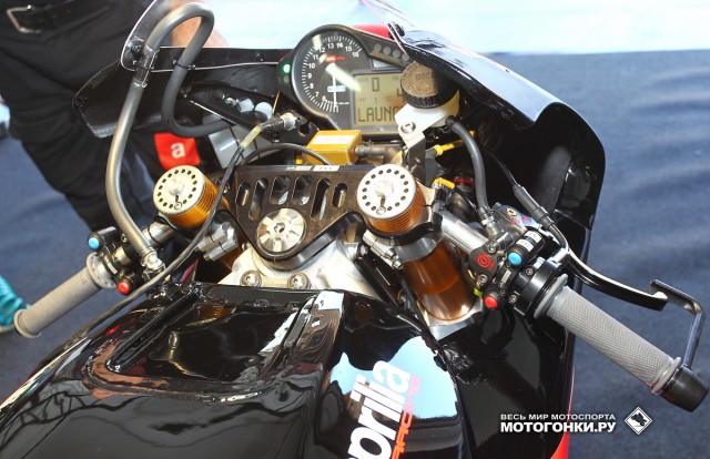 MotoGP 2015 - первые тесты сезона: Aprilia ART (2015) MotoGP 2015 - первые тесты сезона: Aprilia ART (2015)