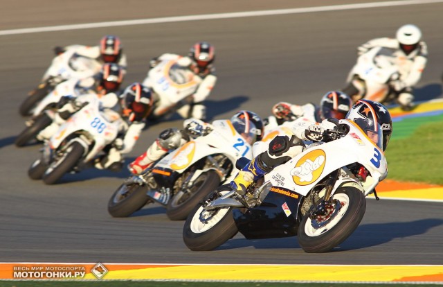 Cuna de Campeones 2014 Valencia: Артем Мараев (№3) сражается за позицию Cuna de Campeones 2014 Valencia: Артем Мараев (№3) сражается за позицию