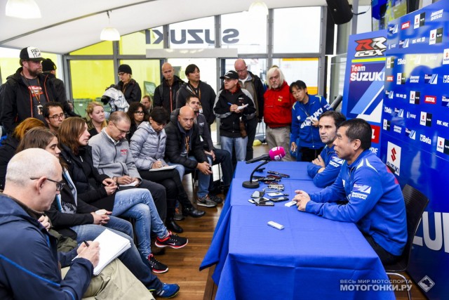 MotoGP 2015 - первые тесты сезона: брифинг с Suzuki Racing MotoGP 2015 - первые тесты сезона: брифинг с Suzuki Racing