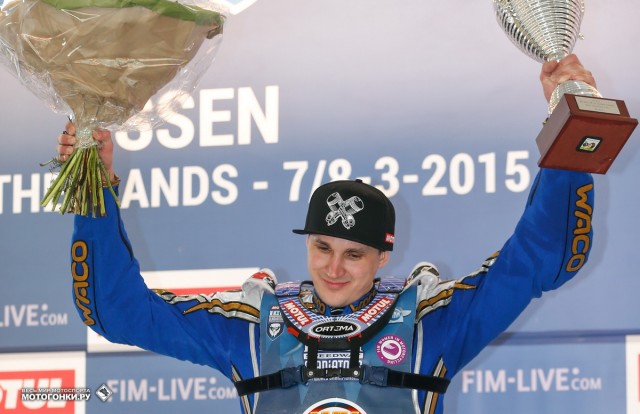 FIM Ice Speedway Gladiators 2015 RD4 Assen: Дмитрий Колтаков, наиболее вероятный претендент на титул чемпиона мира FIM Ice Speedway Gladiators 2015 RD4 Assen: Дмитрий Колтаков, наиболее вероятный претендент на титул чемпиона мира
