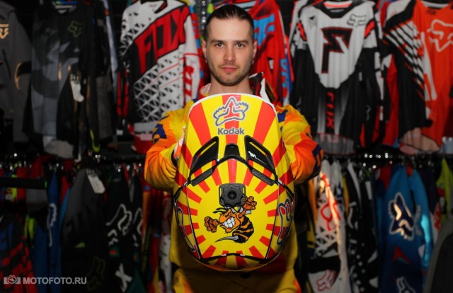 Несколько стильных штучек от FOX Racing и Алексея Айсина / FOX Head Russia & Ride 100% Несколько стильных штучек от FOX Racing и Алексея Айсина / FOX Head Russia & Ride 100%