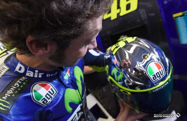 MotoGP ItalianGP - Гран-При Италии, Mugello: новый специальный шлем Валентино Росси - VR46Mirror MotoGP ItalianGP - Гран-При Италии, Mugello: новый специальный шлем Валентино Росси - VR46Mirror