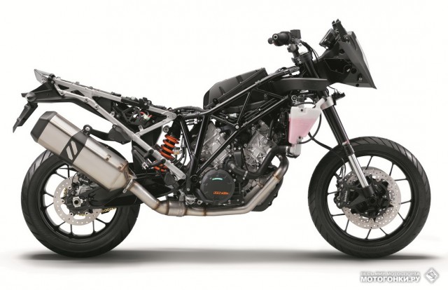 Тест-драйв KTM 1050 Adventure (2015): шасси такое же, как у 1190 Тест-драйв KTM 1050 Adventure (2015): шасси такое же, как у 1190