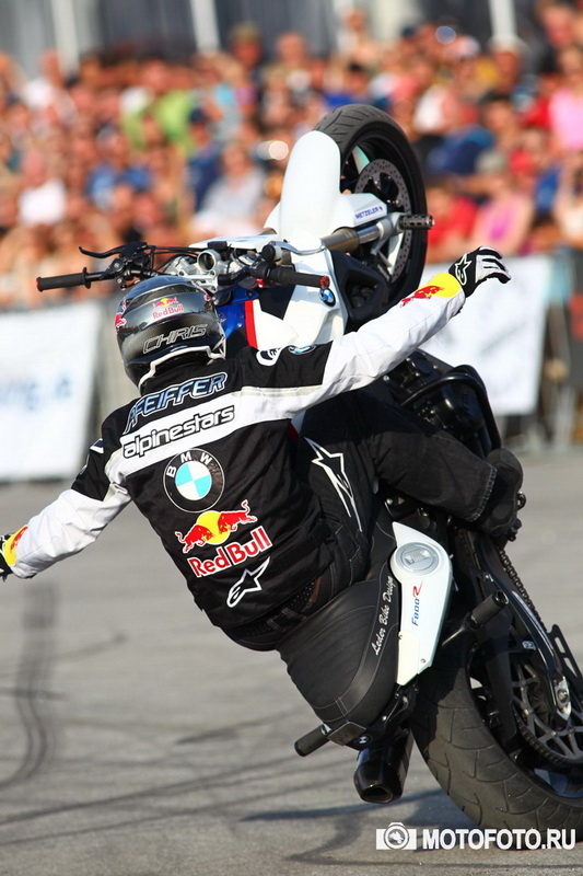 BMW Motorrad Days 2015 - Stunt King Chris Pfeiffer BMW Motorrad Days 2015 - Stunt King Chris Pfeiffer