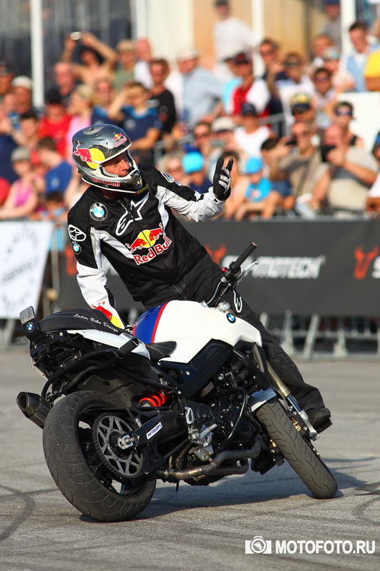 BMW Motorrad Days 2015 - Stunt King Chris Pfeiffer BMW Motorrad Days 2015 - Stunt King Chris Pfeiffer