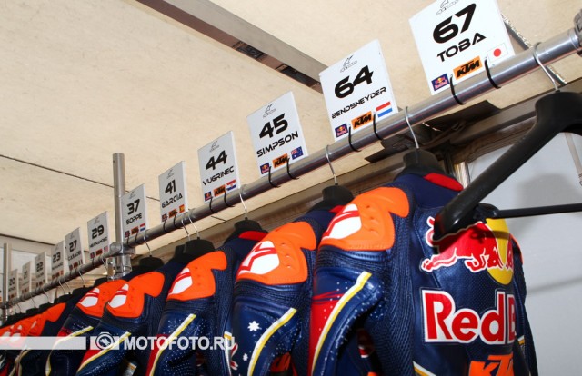 Всех пилотов MotoGP Red Bull Rookies Cup одевает Alpinestars Всех пилотов MotoGP Red Bull Rookies Cup одевает Alpinestars