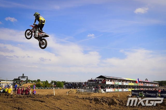MXGP: Шен Симпсон снова первый - второй заезд title=