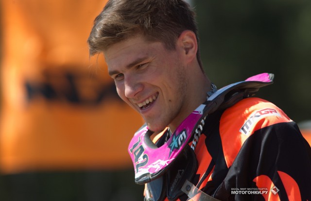Тест-драйв МОТОГОНКИ.РУ - 2016 KTM 250 SX-F, KTM 350 SX-F & KTM 450 SX-F: действующий чемпион России Максим Назаров Тест-драйв МОТОГОНКИ.РУ - 2016 KTM 250 SX-F, KTM 350 SX-F & KTM 450 SX-F: действующий чемпион России Максим Назаров