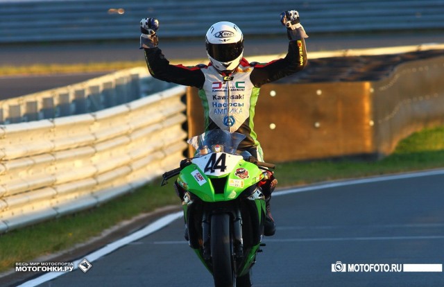 TrackRaceDays 2015: лучшее за сезон (C) Kirill Chernyshev, motofoto.ru ( звоните: +79267546050 ) TrackRaceDays 2015: лучшее за сезон (C) Kirill Chernyshev, motofoto.ru ( звоните: +79267546050 )