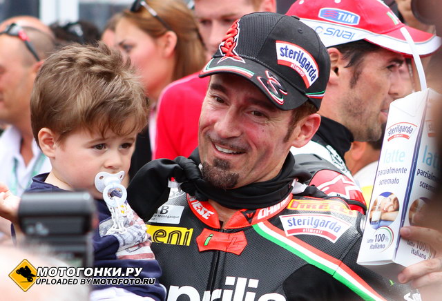 WSBK: Максу Бьяджи предложили пост менеджера Aprilia Racing WSBK: Максу Бьяджи предложили пост менеджера Aprilia Racing