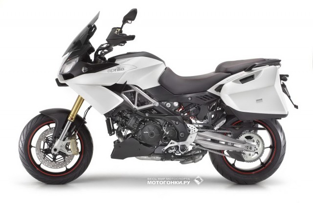Тест-драйв APRILIA Caponord 1200 Travel: вид слева Тест-драйв APRILIA Caponord 1200 Travel: вид слева
