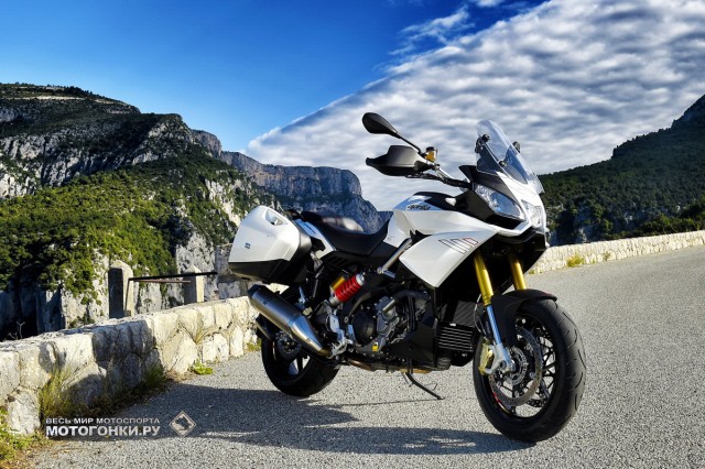 Тест-драйв APRILIA Caponord 1200 Travel Тест-драйв APRILIA Caponord 1200 Travel