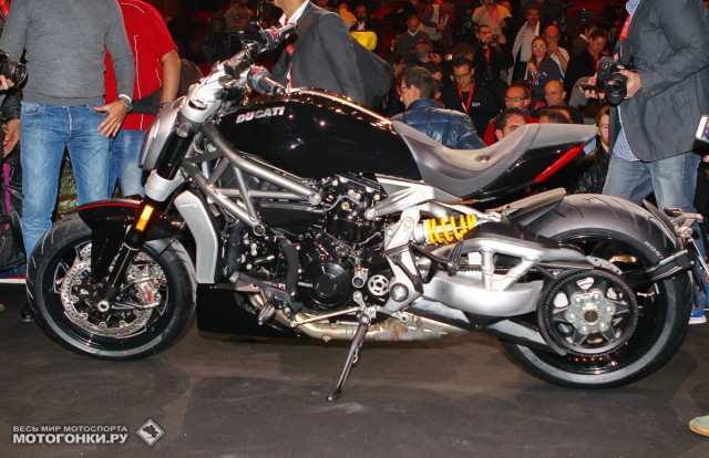 EICMA-2015: Презентация Ducati xDiavel (2016) EICMA-2015: Презентация Ducati xDiavel (2016)