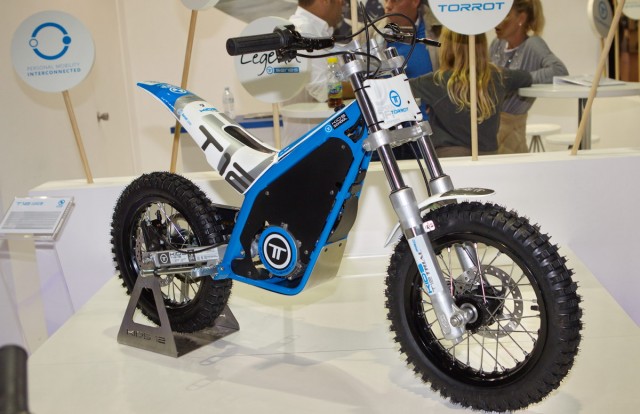 EICMA-2015: Картинки с выставки - TORROT Electric Europa, новый владелец GAS GAS планирует совмещать классические ДВС и электродвигатели. EICMA-2015: Картинки с выставки - TORROT Electric Europa, новый владелец GAS GAS планирует совмещать классические ДВС и электродвигатели.