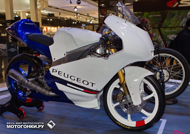 Moto3: Прототип Peugeot представлен на EICMA-2015 title=