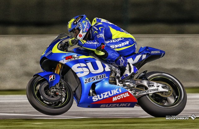 MotoGP 2015 Qatar GP 1st Round: Maverick Vinales (Suzuki Racing) MotoGP 2015 Qatar GP 1st Round: Maverick Vinales (Suzuki Racing)