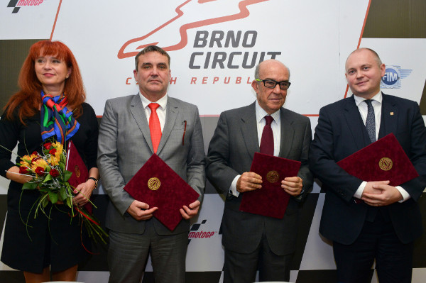 MotoGP: Гран-При Чехии спасено - контракт продлен до 2020 title=