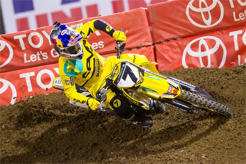 AMA Supercross: Yoshimura Suzuki пропускает еще один этап - в Glendale title=