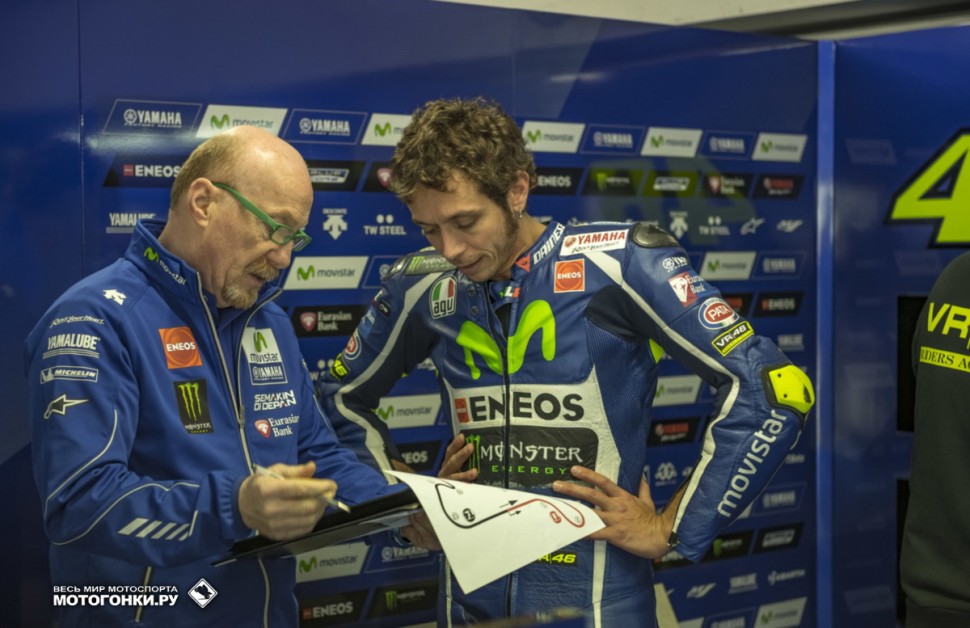 MotoGP: Валентино Росси выбрал мотоцикл для сезона-2016 title=