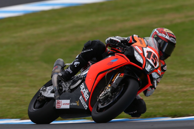 WSBK: Де Анжелис - Aprilia RSV4 по повадкам похож на ART и RS-GP из MotoGP title=