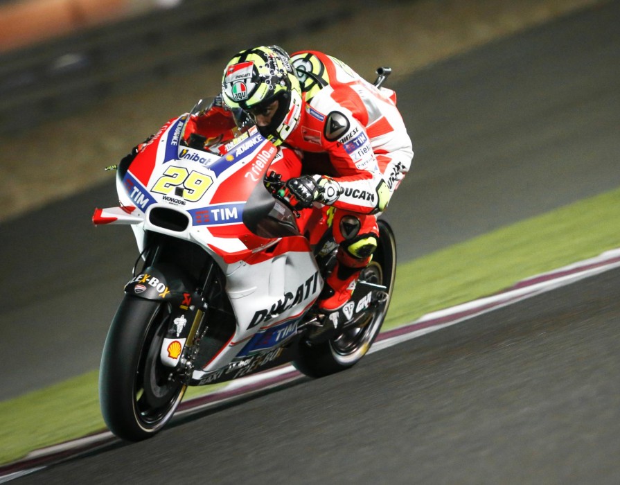 MotoGP: Яростная схватка за поул QatarGP началась еще на FP3 title=