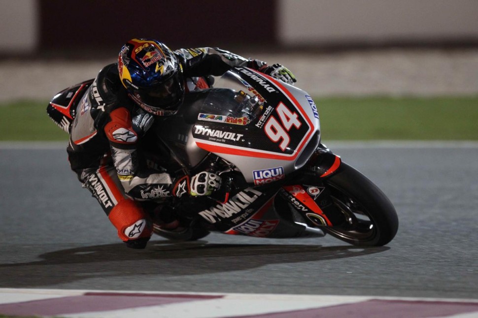 Moto2: Йонас Фольгер отобрал у Сэма Лоуса поул в QatarGP title=