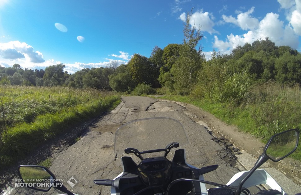 Тест-драйв Honda CRF1000D Africa Twin: привычная среда обитания Тест-драйв Honda CRF1000D Africa Twin: привычная среда обитания