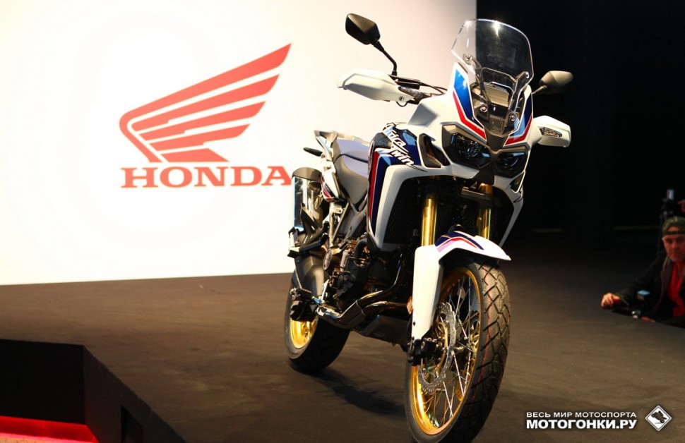 EICMA-2015: Картинки с выставки - Honda CRF1000L Africa Twin MY16 EICMA-2015: Картинки с выставки - Honda CRF1000L Africa Twin MY16
